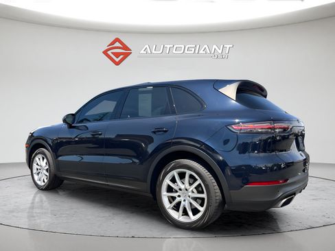 Used 2021 Porsche Cayenne AWD/4WD image 4