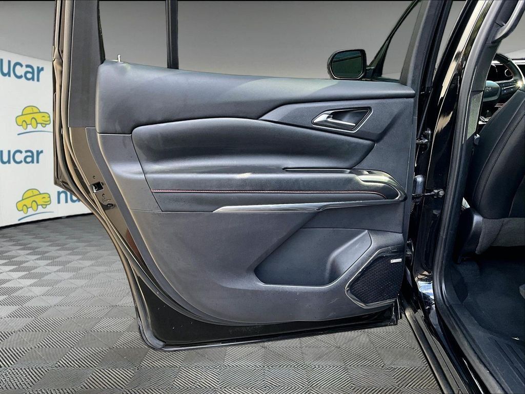 Used 2024 Chevrolet Traverse RS w/ LPO, Floor Liner Package AWD/4WD image 21
