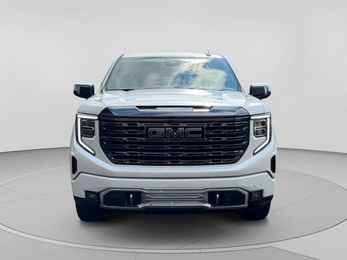 Used 2024 GMC Sierra 1500 Denali Ultimate AWD/4WD image 8