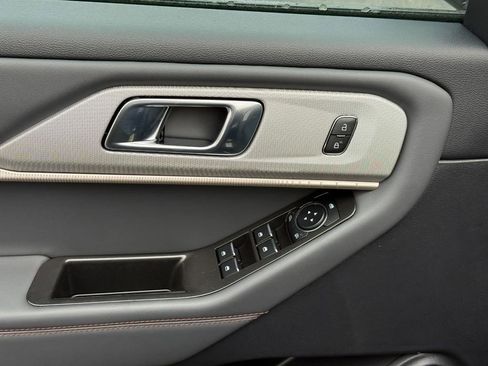 New 2026 Ford Explorer Active image 11
