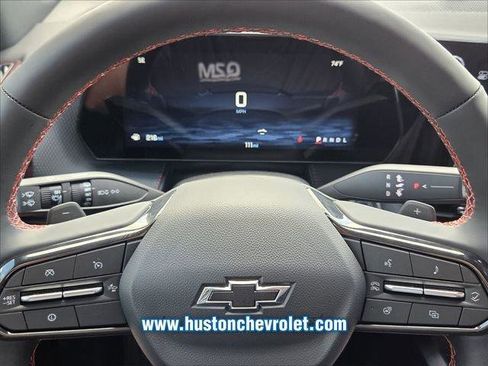 New 2026 Chevrolet Equinox RS w/ Convenience Package III FWD image 21