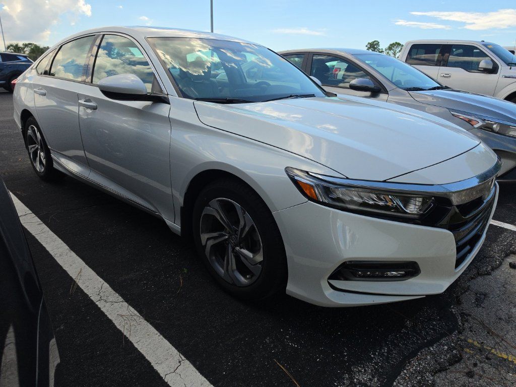 Used 2018 Honda Accord EX image 3