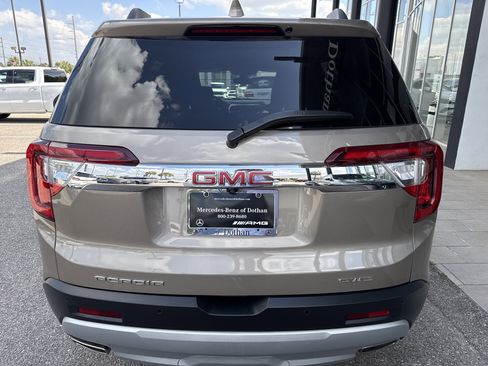 Used 2023 GMC Acadia SLT image 8