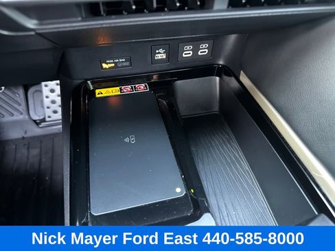 Used 2025 Toyota Camry XSE image 29