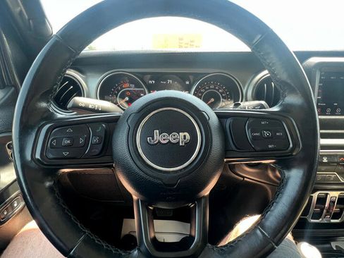Used 2021 Jeep Wrangler Unlimited Sport image 17
