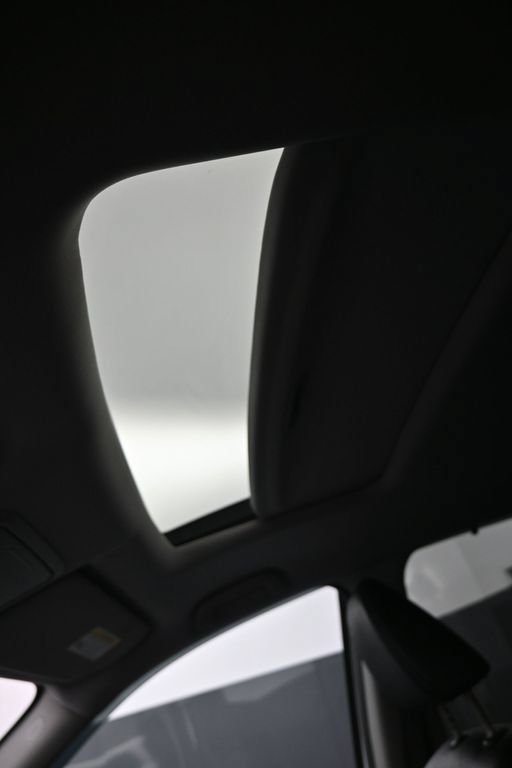Certified 2021 Honda Pilot Special Edition image 18