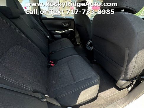 Used 2023 Honda HR-V LX image 12