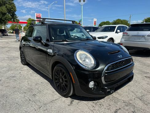 Used 2015 MINI Cooper S FWD image 10