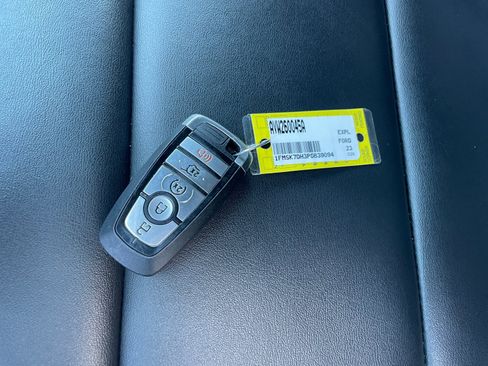 Certified 2023 Ford Explorer XLT w/ Equipment Group 202A RWD image 34