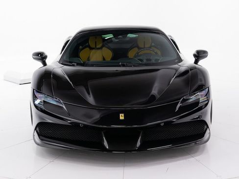 Used 2022 Ferrari SF90 Spider AWD/4WD image 16