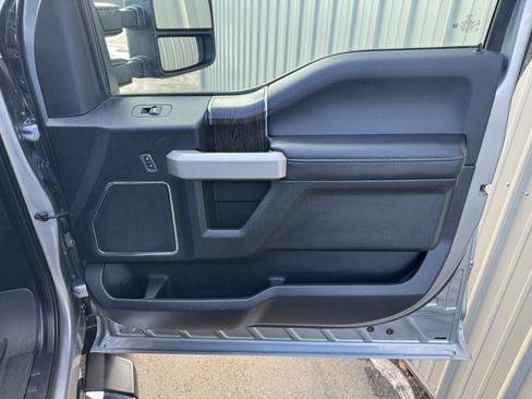 Used 2020 Ford F350 Lariat w/ Lariat Ultimate Package image 30