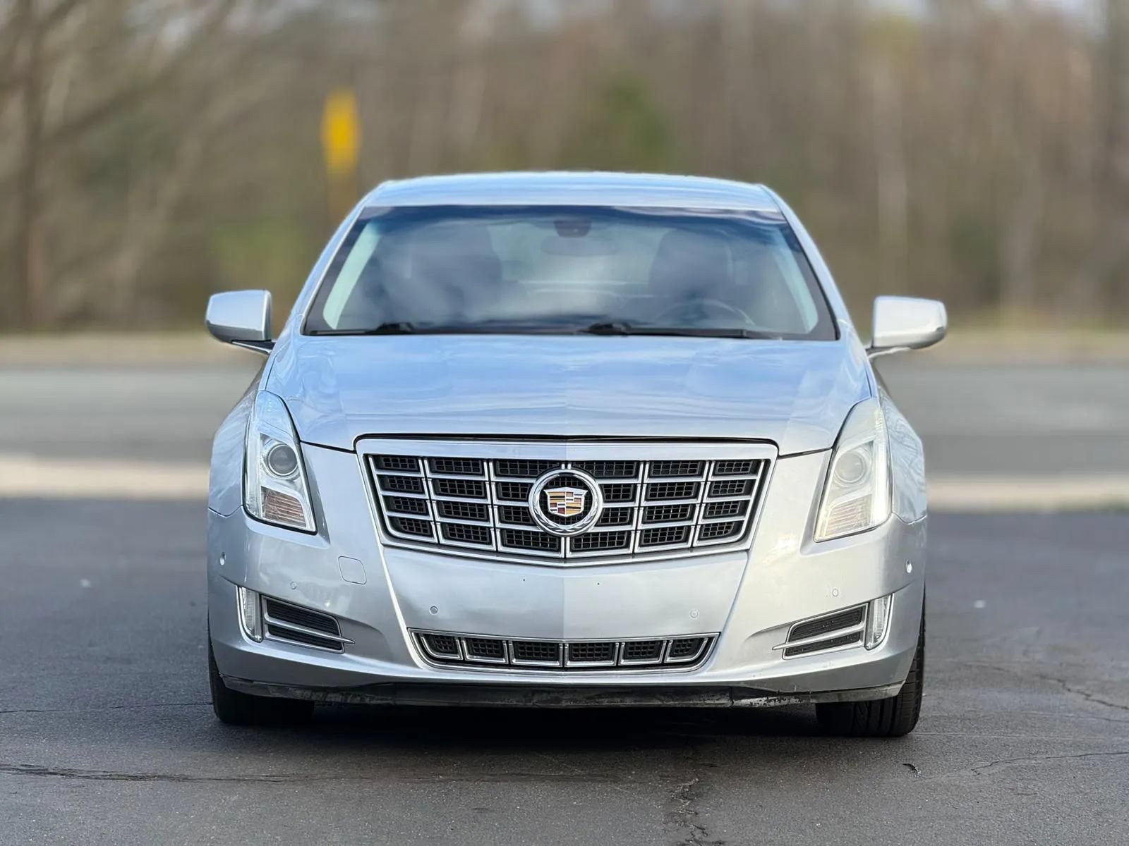 Used 2016 Cadillac XTS Luxury FWD image 3