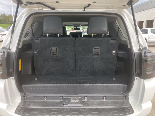 Used 2015 Toyota 4Runner SR5 Premium AWD/4WD image 43