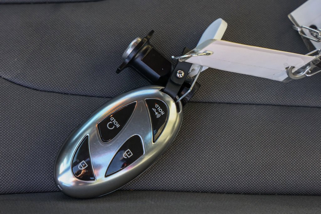Used 2024 Hyundai Elantra SEL FWD image 31