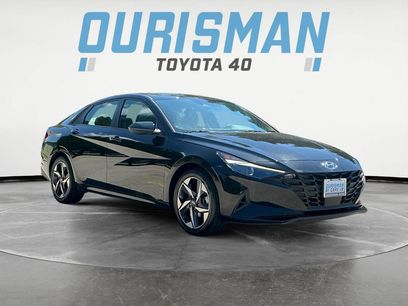 Used 2023 Hyundai Elantra SEL w/ Convenience Package