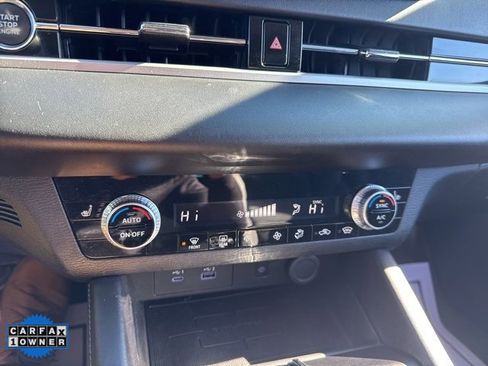 Used 2022 Mitsubishi Outlander SE image 37