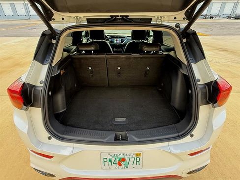 Used 2022 Buick Encore GX Select w/ Sport Touring Package image 13