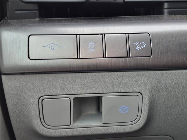 Used 2025 Hyundai Kona SEL AWD/4WD image 10