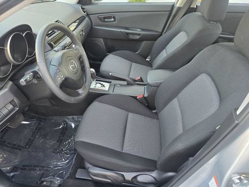 Used 2009 MAZDA MAZDA3 i Touring Value FWD image 8