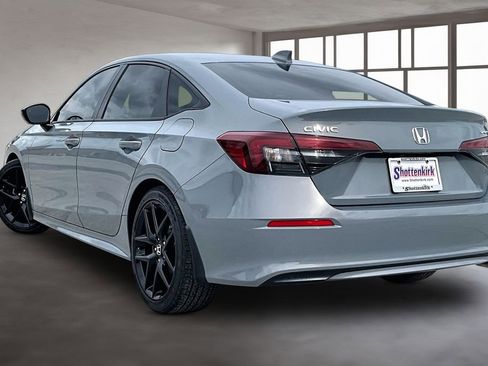 Certified 2025 Honda Civic Sport image 4