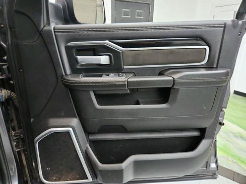 Used 2020 RAM 3500 Laramie w/ Night Edition AWD/4WD image 27