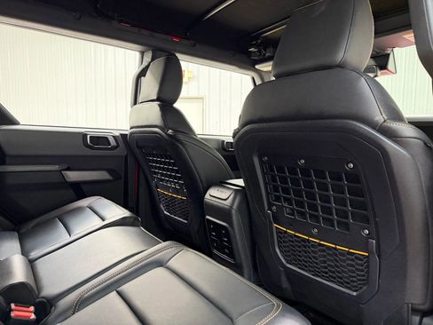 Used 2022 Ford Bronco Badlands image 17