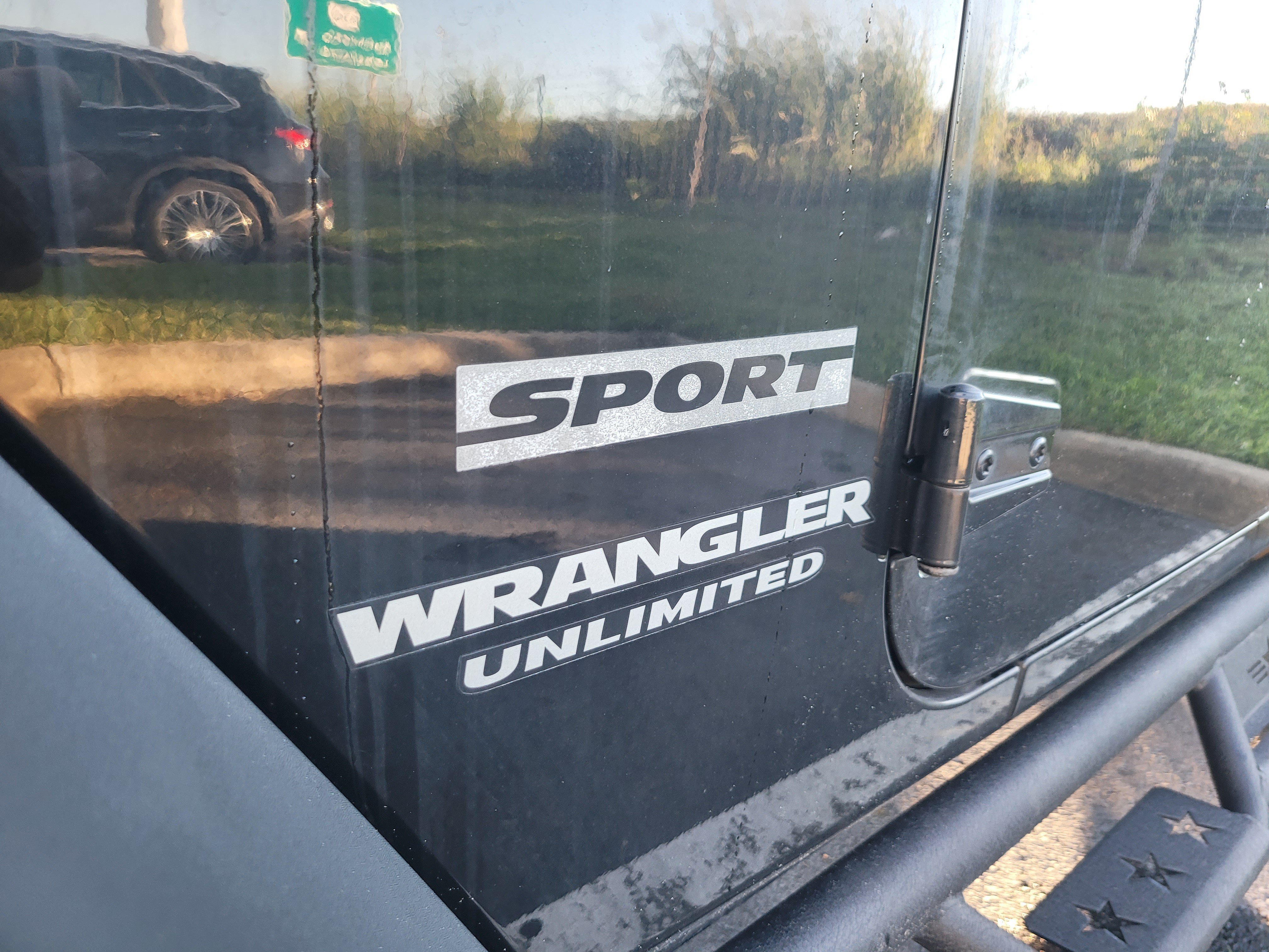 Used 2016 Jeep Wrangler Unlimited Sport w/ Quick Order Package 24S AWD/4WD image 9