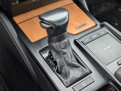 Used 2019 Lexus ES 350 Luxury image 33