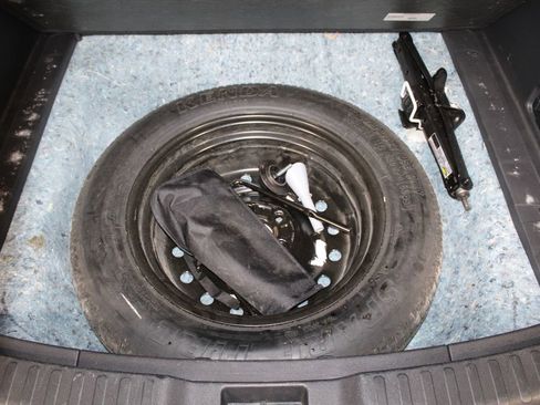 Used 2021 Honda CR-V Touring image 17