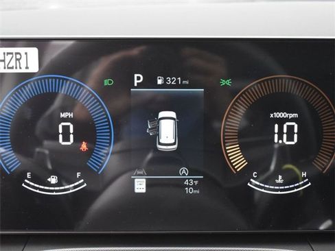 Used 2025 Hyundai Santa Fe XRT image 12