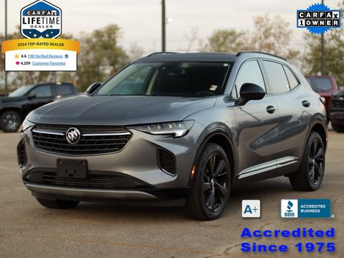 Used 2022 Buick Envision Essence w/ Sport Touring Package image 3