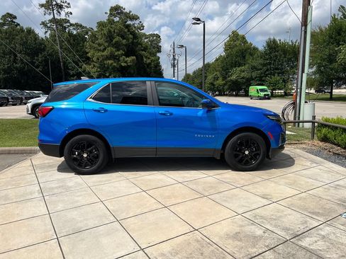 Used 2024 Chevrolet Equinox LT AWD/4WD image 4