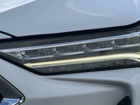 Used 2023 Acura MDX FWD w/ Technology Package image 10