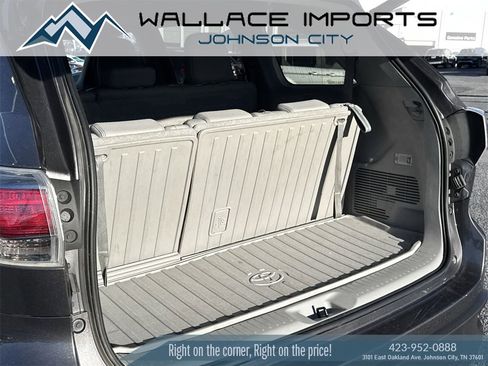Used 2016 Toyota Highlander XLE image 49