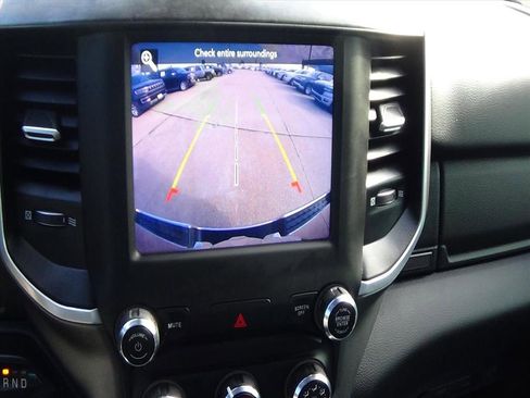 Used 2021 RAM 1500 Big Horn image 25