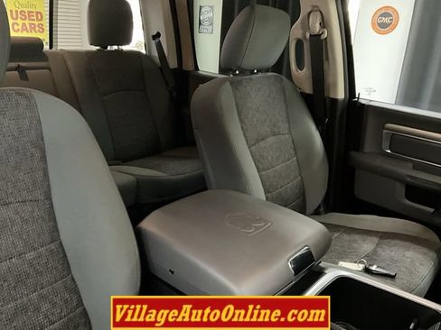 Used 2017 RAM 1500 Big Horn AWD/4WD image 39