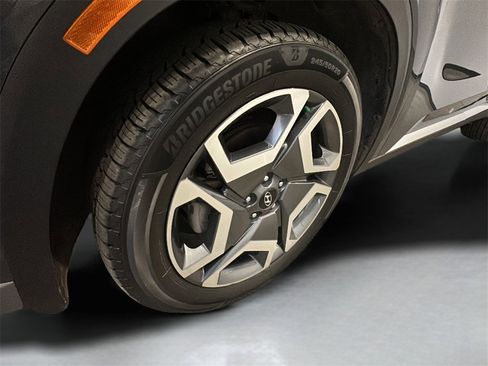 Used 2023 Hyundai Palisade Limited image 4