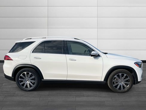 Used 2025 Mercedes-Benz GLE 350 4MATIC image 2