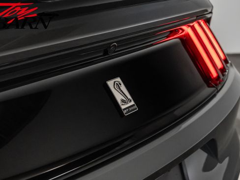 Used 2018 Ford Mustang Shelby GT350 w/ Electronics Package image 12