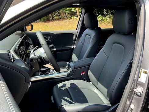 New 2026 Mercedes-Benz GLA 250 4MATIC image 9