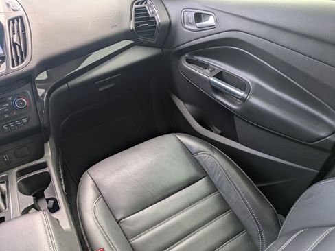 Used 2017 Ford Escape Titanium w/ Equipment Group 301A image 18