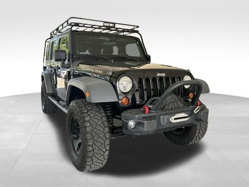 Used 2012 Jeep Wrangler Unlimited Rubicon w/ Connectivity Group AWD/4WD image 2