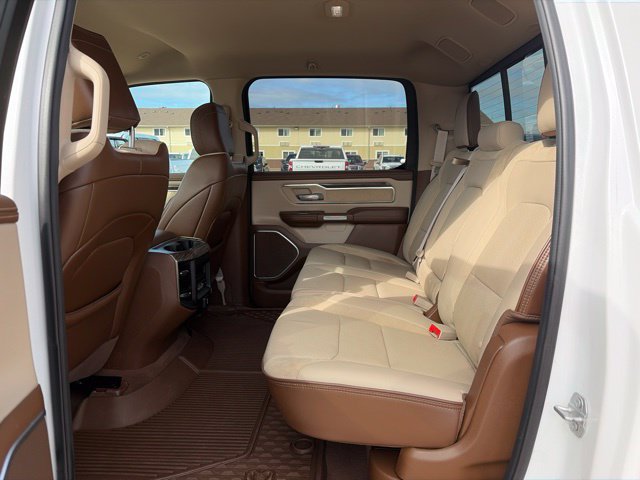 Used 2019 RAM 1500 Laramie AWD/4WD image 38