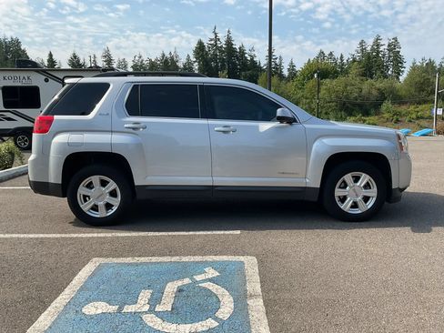 Used 2015 GMC Terrain SLE AWD/4WD image 6