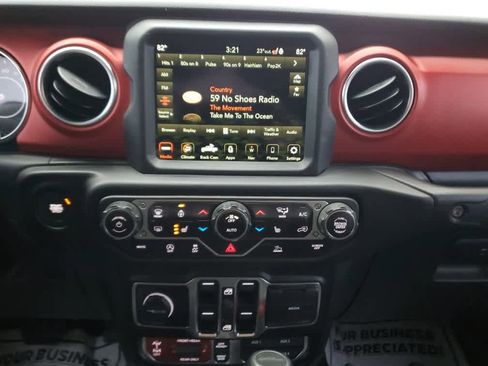 Used 2021 Jeep Gladiator Rubicon image 21