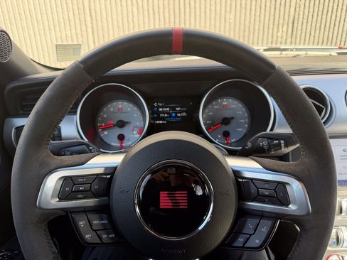 Used 2022 Ford Mustang GT Premium image 32