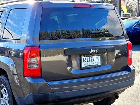 Used 2016 Jeep Patriot Sport image 17