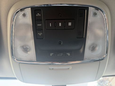 Used 2014 Dodge Durango Citadel w/ Technology Group AWD/4WD image 27