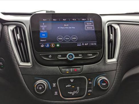 Used 2022 Chevrolet Malibu LS w/ Driver Confidence Package II image 28