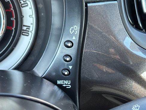 Used 2016 FIAT 500 Pop w/ Italia Package image 31